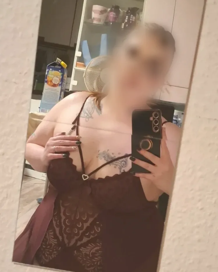 Kim, 29