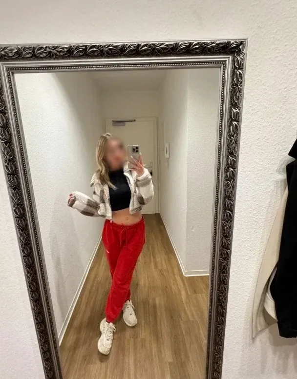 Linda, 25