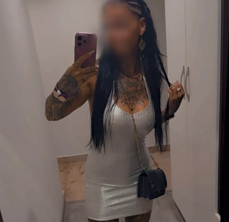 Svenja, 36