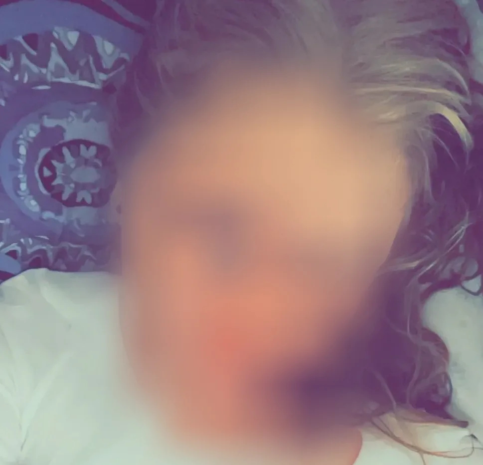 Svenja, 22